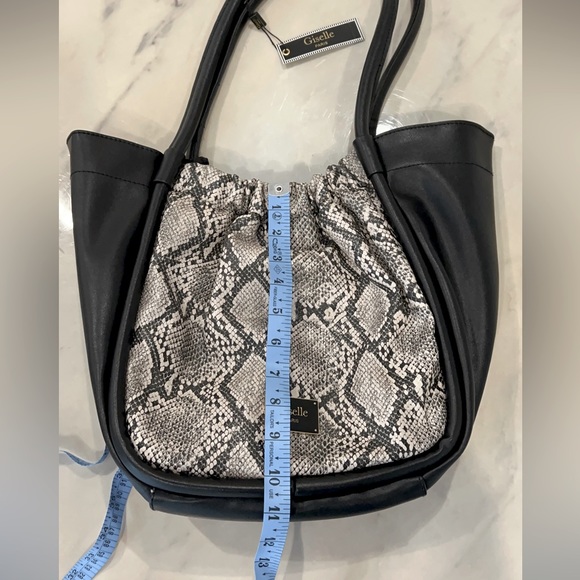 Giselle Paris, Women’s, Carry All, Tote Bag. - Picture 5 of 8